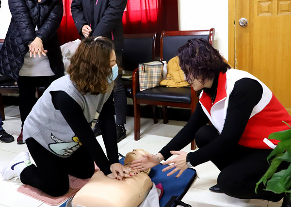 金固集团开展CPR+AED技能培训